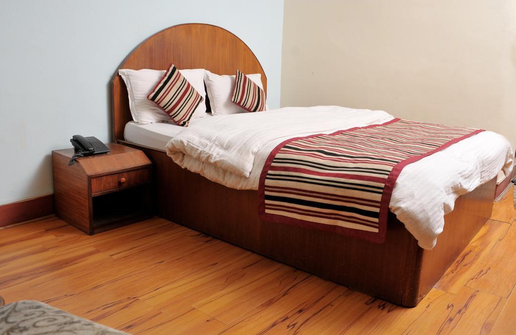 Hotel Brihaspati Κατμαντού Εξωτερικό φωτογραφία